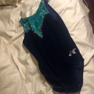 Dance-ice skating costume bodysuit